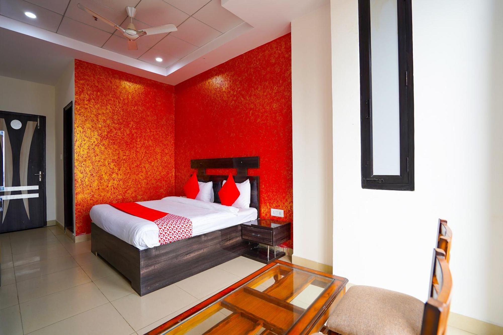 Hotel O H D Hotel Bhiwadi Екстериор снимка
