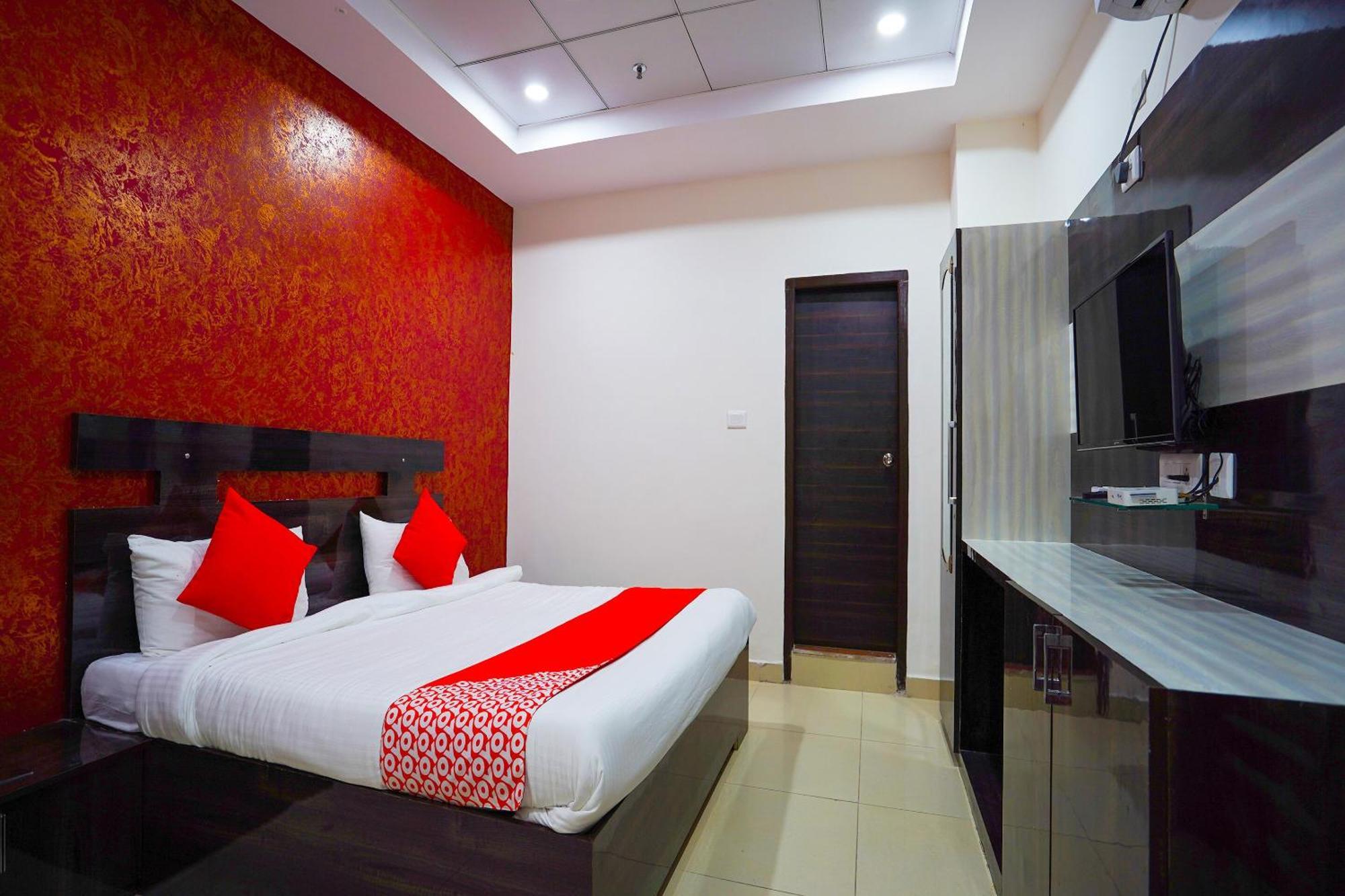 Hotel O H D Hotel Bhiwadi Екстериор снимка