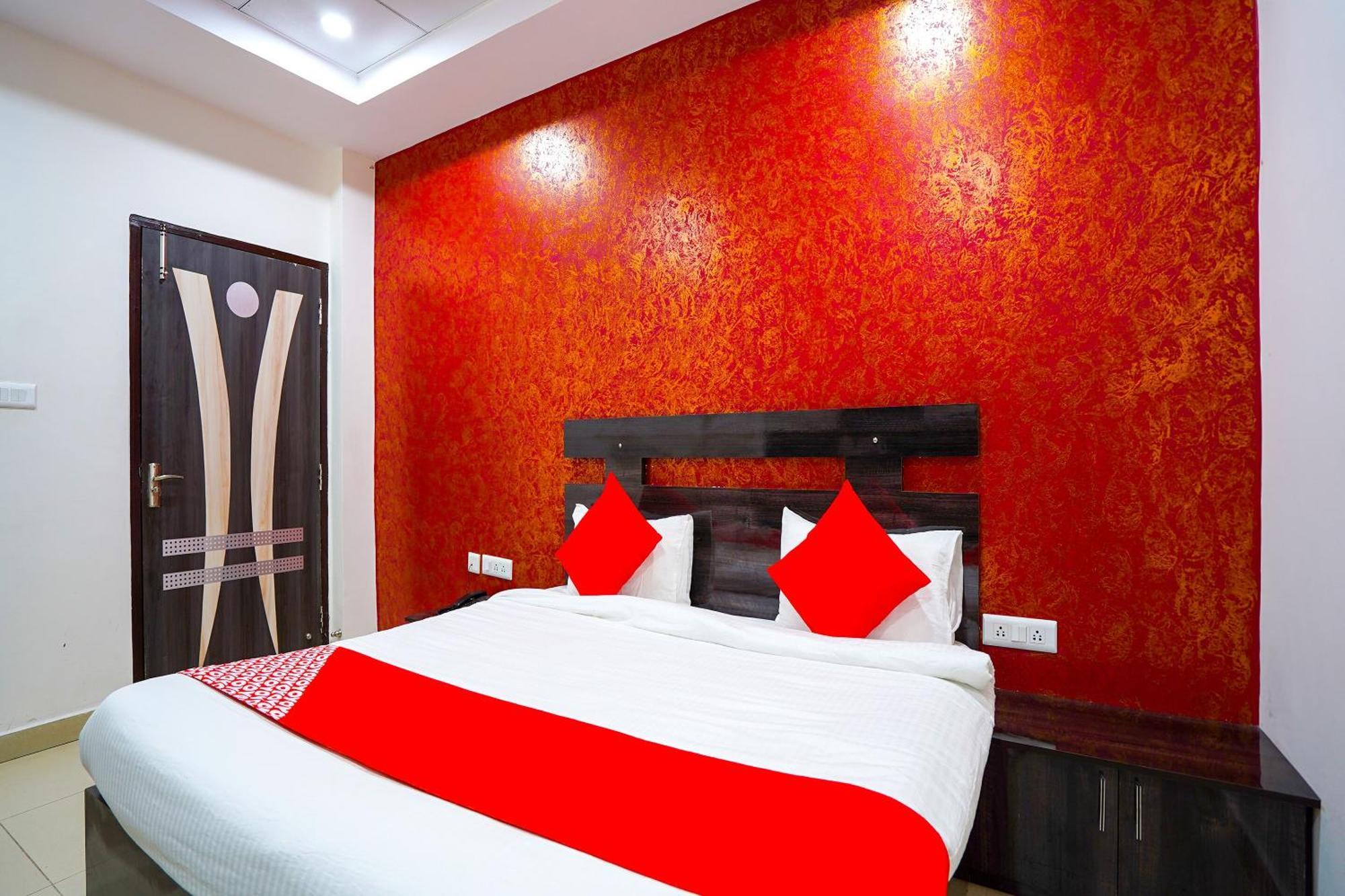 Hotel O H D Hotel Bhiwadi Екстериор снимка